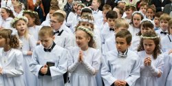 Elbl�g: Pierwsze komunie przesuni�te na jesie�. Wyj�tkiem b�d� uroczysto�ci indywidualne