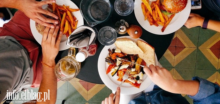 Kiedy otwarte zostaną bary i restauracje? Jest możliwy termin