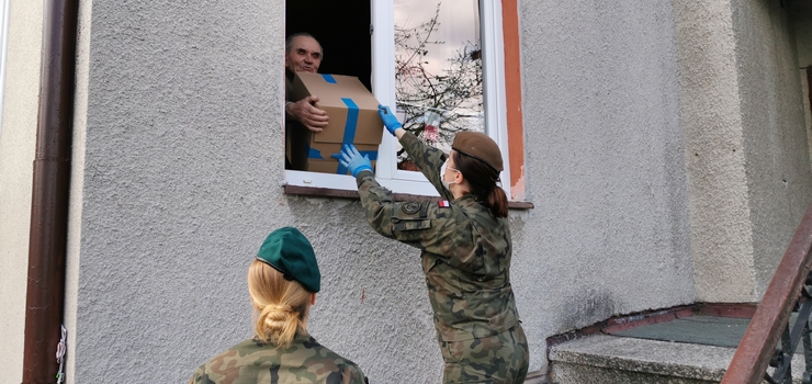 Terytorialsi pomagają w walce z koronawirusem Sars-CoV-2