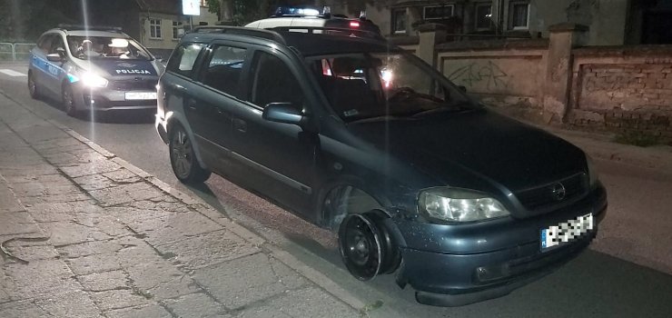 Jedzi ulicami Elblga na samej feldze. Zatrzymany przez policj