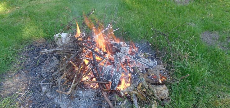 ODPADY ZIELONE TO NIE PALIWO DLA OGNIA