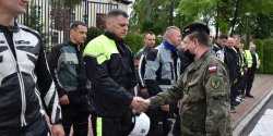 W hodzie weteranom polegym na misjach poza granicami.