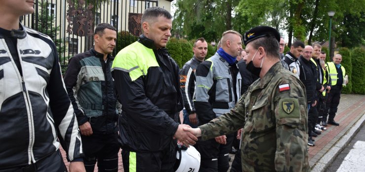 W hołdzie weteranom poległym na misjach poza granicami.