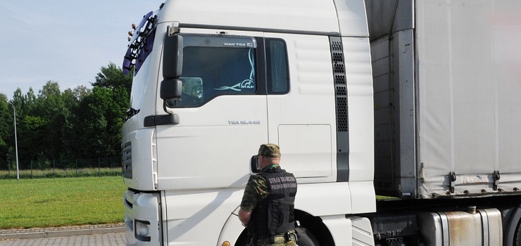 Ciężarówka skradziona w Hiszpanii odzyskana w Grzechotkach