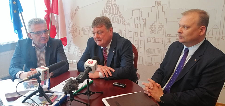 Raport o stanie miasta ma ponad 600 stron. Prezydent: Materiał ten będzie podstawą do debaty
