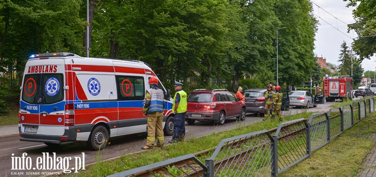 Stłuczka na ul. Bema. Kierowca zasłabł w czasie jazdy