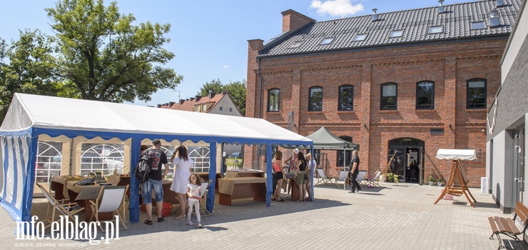 „Jestem za ideą zero waste. Chcę, żeby moje książki dostały drugie życie”. Za nami pierwszy „Wymiennik”