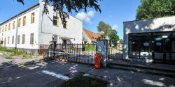 Kolejna firma pojawi si� na ul. Lotniczej. Miasto sprzeda�o dzia�k� w powojskowym kompleksie