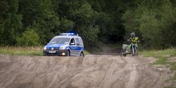 Modrzewina: Wypadek podczas �wicze� motocrossowych 