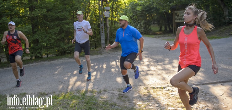 Team Kara: Mona ze sob porozmawia, poartowa, co pomaga w szybszym przebiegniciu trasy