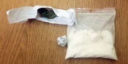 Dzielnicowi zatrzymali podejrzanych o posiadanie narkotykw