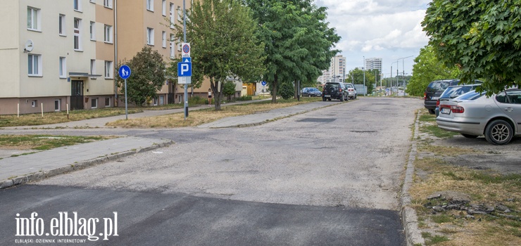 Ul. Matejki doczeka się remontu? "Taki zły stan techniczny może powodować uszkodzenie pojazdów"