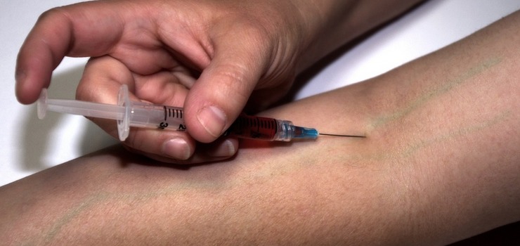 Farmaceuci: Klienci pytają o nie codziennie. W Elblągu kupisz szczepionkę przeciw grypie?