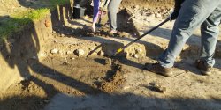 Tajemnica osady Truso. Szukaj�c cmentarzyska wiking�w