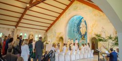 W elbl�skich parafiach rozpocz�� si� sezon komunijny. Koronawirus op�ni� go�o cztery�miesi�ce