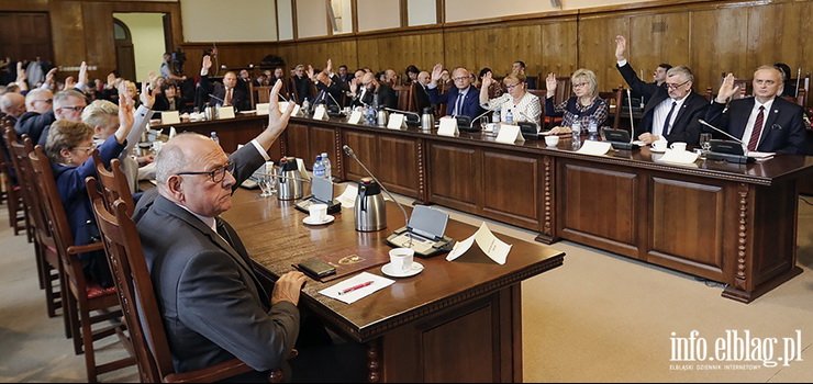 Elbląg: Psycholog i logopeda spędzą więcej czasu z uczniem. Radni przyjęli zmiany pensum