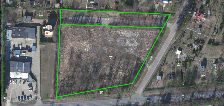 Teren po dawnej bazie transportu leśnego idzie na sprzedaż. Miasto chce za niego ponad 800 tys. zł