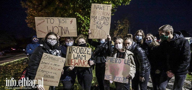 "***** ***". Elblanie znw wyszli na ulice i byo ich jeszcze wicej. Tym razem towarzyszyli im kierowcy i rolnicy