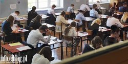 Egzamin �smoklasisty i matura b�d� �atwiejsze?�"Uczniowie, kt�rzy rzetelnie si� uczyli mog� czu� si�poszkodowani"