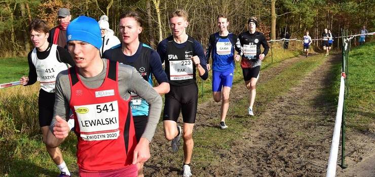 Przełajowe Mistrzostwa Polski. Kacper Lewalski zdobył brązowy medal