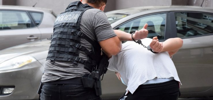 Mia narkotyki i by poszukiwany przez Policj 