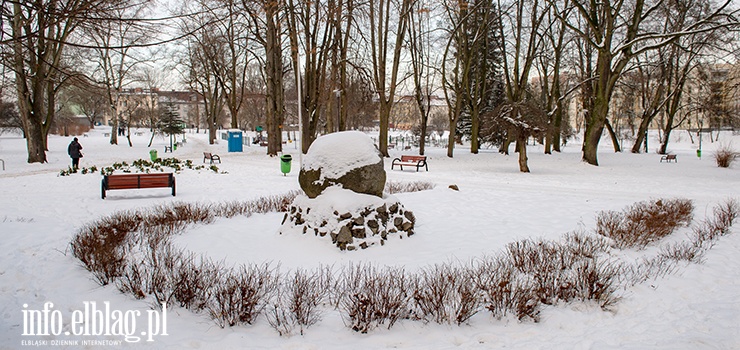 Elbląskie parki zimową porą: Park Traugutta - zobacz zdjęcia