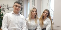 ZESPO�OWA PRACA NA Z�OTO. II LO - ku�nia humanist�w
