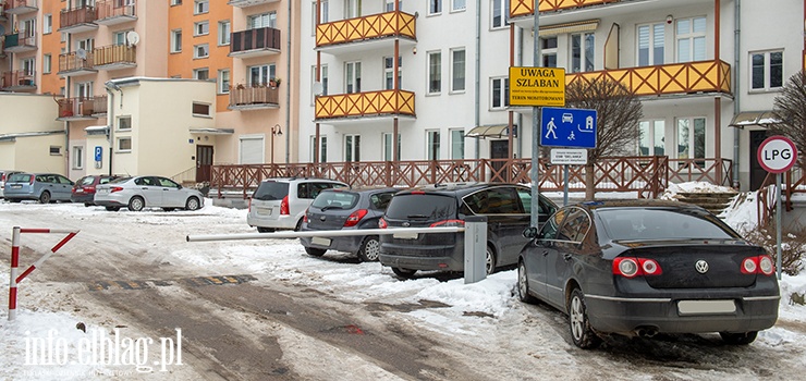 Ten skandal trwa od lat. Służby ratownictwa nadal nie mają dostępu do wszystkich szlabanów w Elblągu!