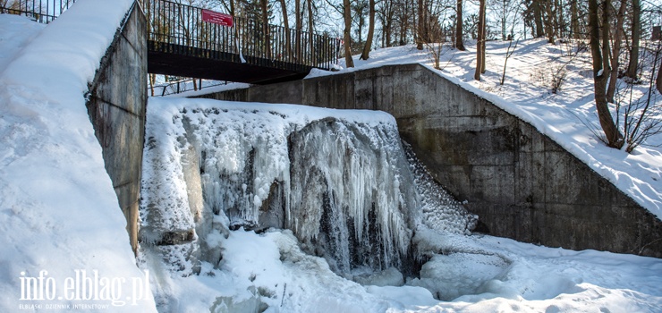 Elbląskie parki zimową porą: Park Dolinka - zobacz zdjęcia