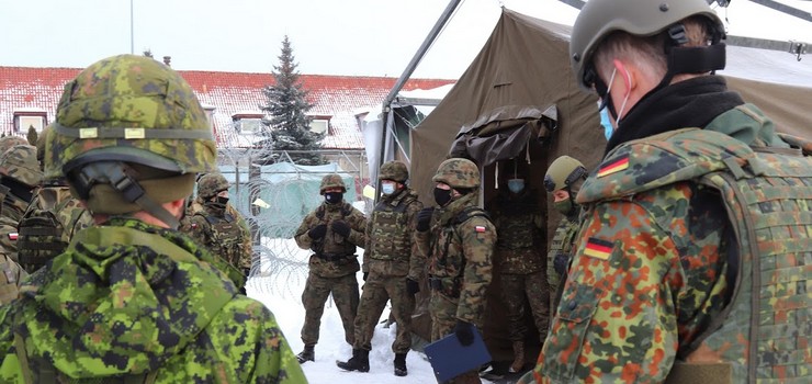 "Bursztynowy Most" nad rzeką Elbląg