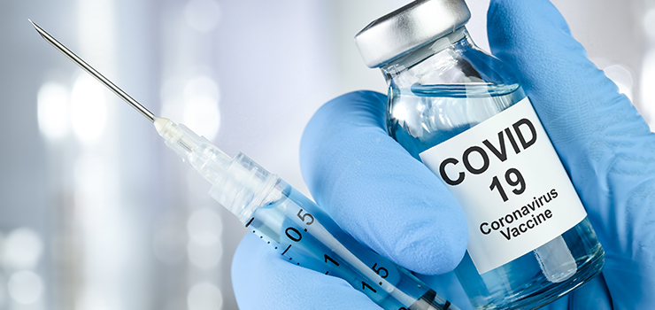 Szczepienia obłożnie chorych pacjentów w domach