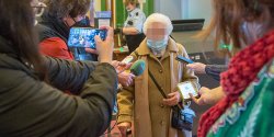 89-latka nie daa si oszuka i wszystko nagraa. Ruszy proces dotyczcy pokazu dlaseniorw