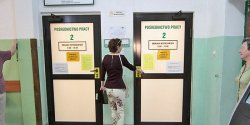 Zwolnienia szykuje Poczta Polska i kolejne banki. Dotkn� one r�wnie� elbl��an?