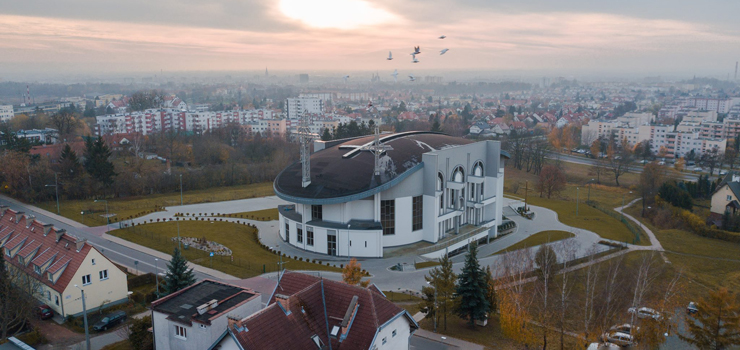 Jak wyglądają elbląskie kościoły? Zobacz Parafię św. Brata Alberta (odc.12)