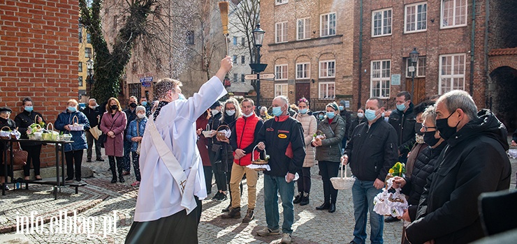 W tym roku święcenie wielkanocnych pokarmów odbywa się inaczej niż zwykle