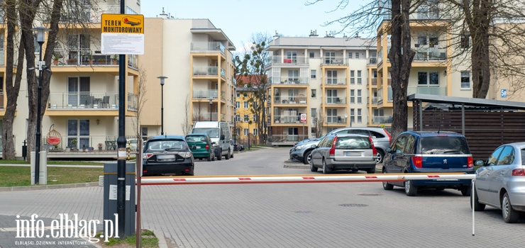 Parking za szlabanem tylko dla mieszkacw. Jeli nim nie jeste moesz otrzyma mandat