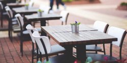 Grosze za otwarcie ogr�dka. Elbl�scy restauratorzy ponownie mog� liczy� na wsparcie miasta?