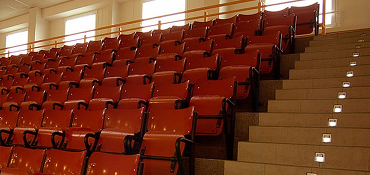 Oprawy schodowe – jakie wybrać?