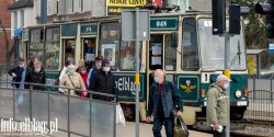 Limit os�b w tramwajach nie jest przestrzegany? "Czy kto� to w og�le kontroluje?"