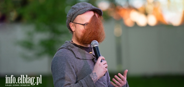 W Elblągu wystąpiło czterech komików. "Fajnie było wyjść z domu, do ludzi"