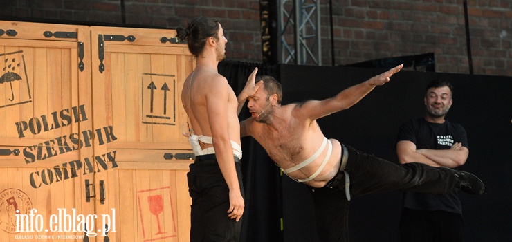 "Dzieła wszystkie Szekspira" w plenerze. Zobacz zdjęcia!