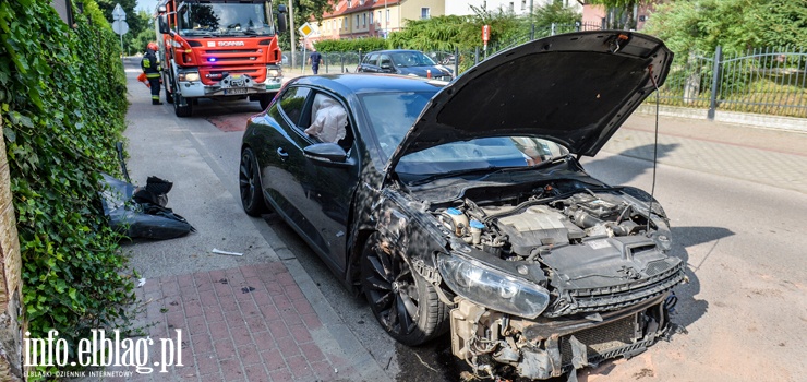 Zderzenie dwch aut na ul. Beniowskiego. Jeden z kierowcw zatrzymany i zakuty w kajdanki