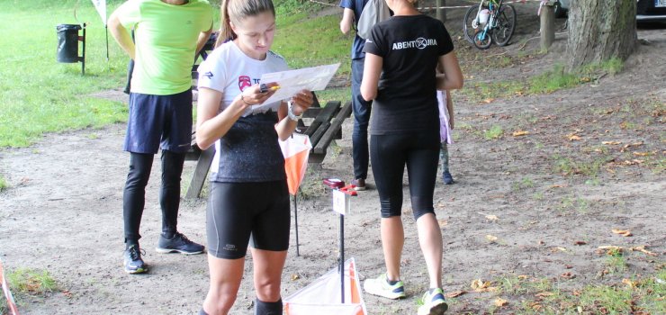 Pobiegnij w niedzielę w parku na orientację