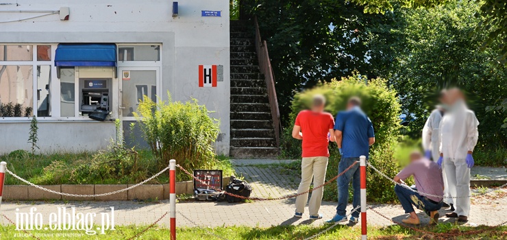 Nieznany sprawca wysadził bankomat przy Wiejskiej. „Najprawdopodobniej nie skradziono pieniędzy”