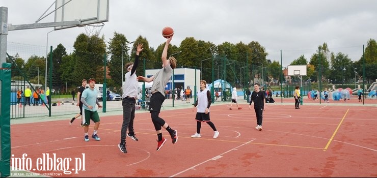 Narodowy Dzień Sportu w Elblągu - dla wszystkich bez względu na wiek (zobacz zdjęcia)