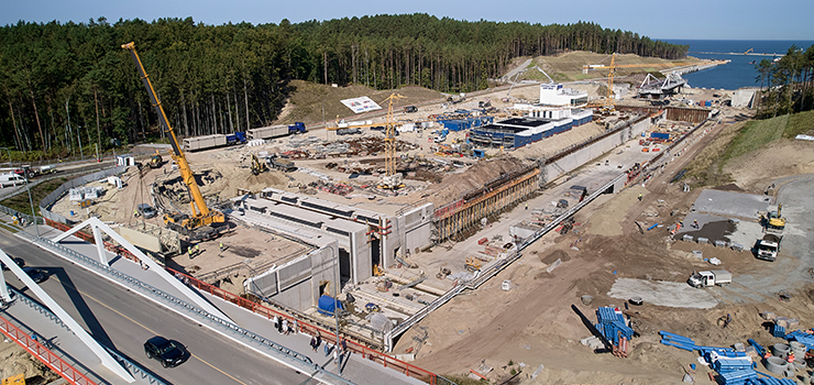 Przekop Mierzei Wiślanej: Montaż pierwszej bramy do „serca” inwestycji (film)