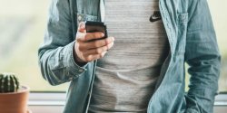 Elblg: Oszust poprosi o zainstalowanie w telefonie aplikacji