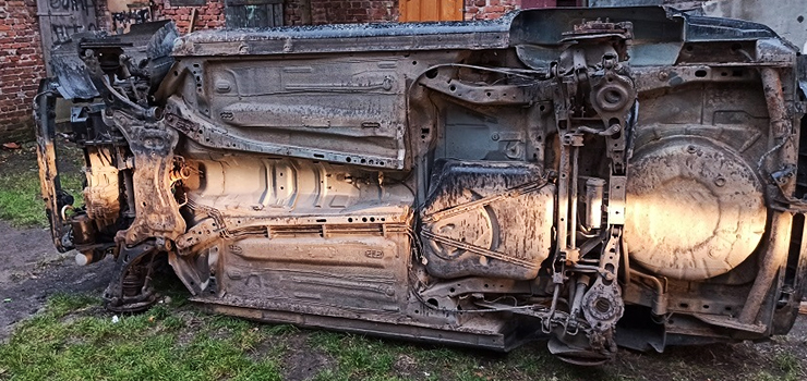 Mężczyzna ukarany za rozbiórkę pojazdu