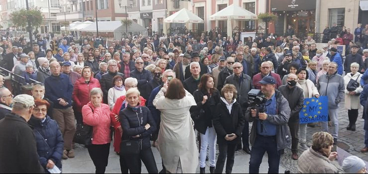 Prounijna pikieta w Elblgu. „Musimy, take na ulicach, broni naszego miejsca w Europie”