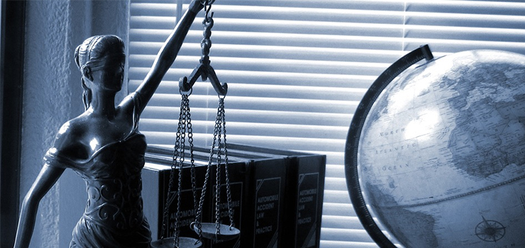 Adwokat — na jaką pomoc możesz liczyć?